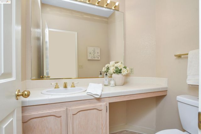 2675 Cherry Hills Dr, Discovery Bay, CA 94505