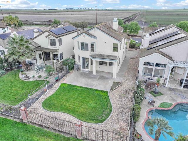 2675 Cherry Hills Dr, Discovery Bay, CA 94505