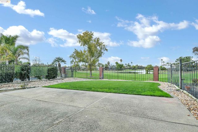 2675 Cherry Hills Dr, Discovery Bay, CA 94505