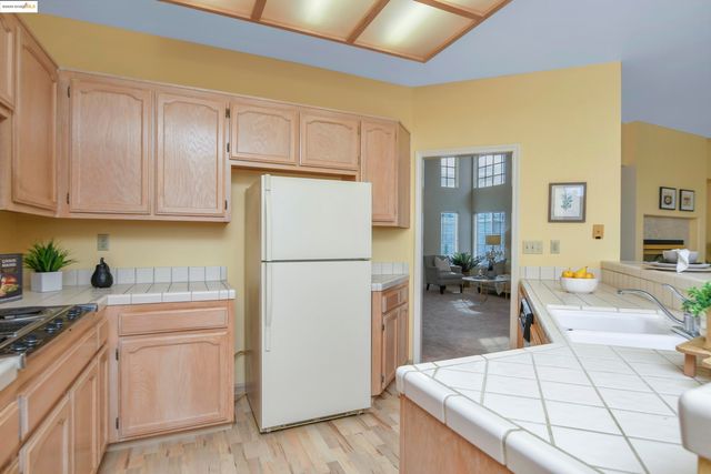 2675 Cherry Hills Dr, Discovery Bay, CA 94505