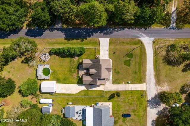 106 Barbour Drive, Newport, NC 28570