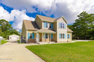 106 Barbour Drive, Newport, NC 28570
