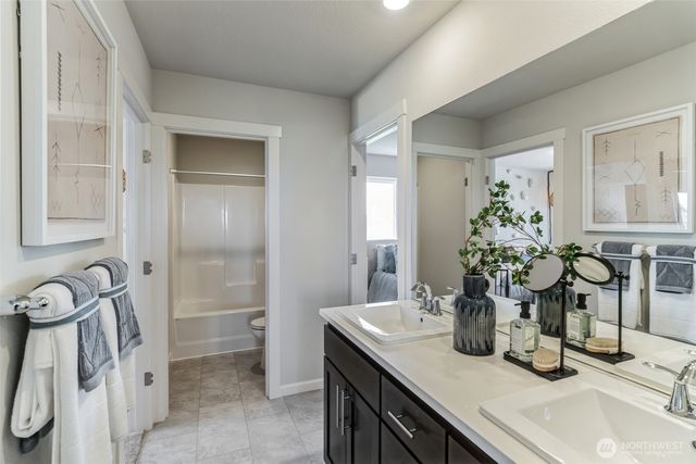 13813 NE 107th Street, Vancouver, WA 98682