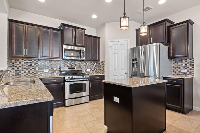 12501 Piper CT 444, Austin, TX 78750