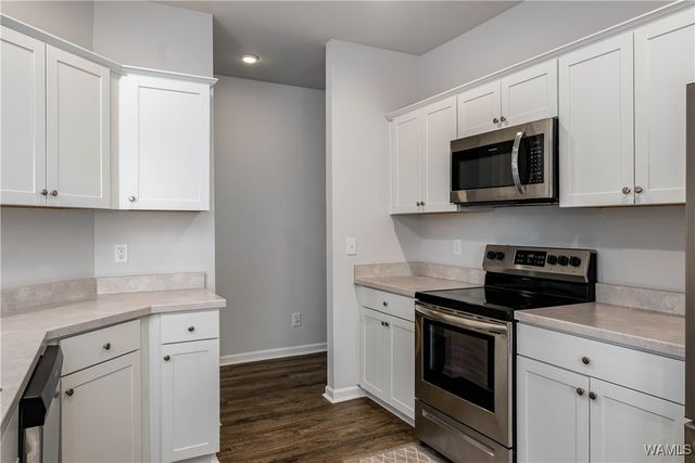 12364 Choctaw, Moundville, AL 35474