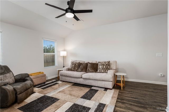 12364 Choctaw, Moundville, AL 35474