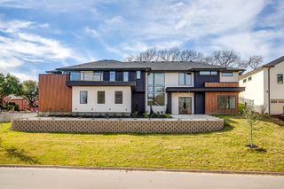 6301 Tiffany Oaks Lane, Arlington, TX 76016