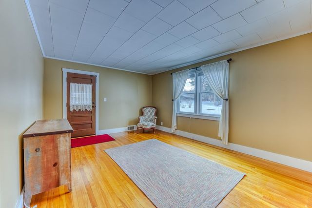 166 Bethlehem Road, Littleton, NH 03561