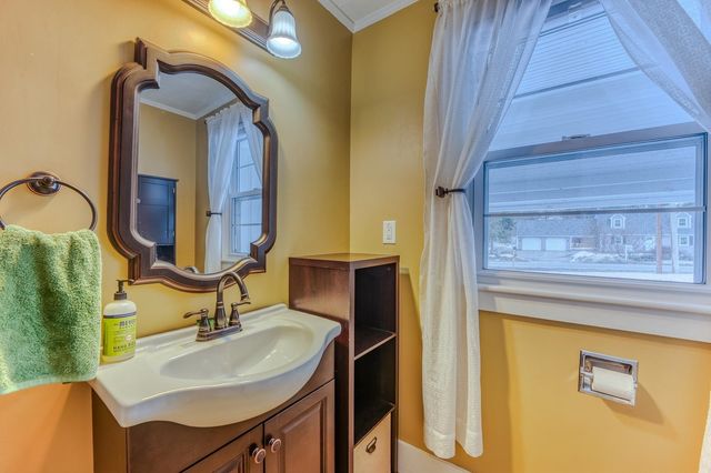 166 Bethlehem Road, Littleton, NH 03561