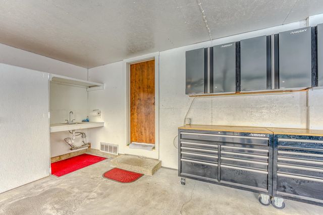 166 Bethlehem Road, Littleton, NH 03561