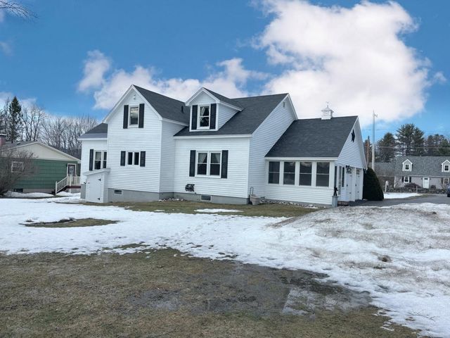 166 Bethlehem Road, Littleton, NH 03561