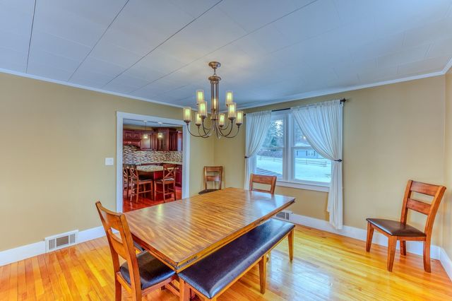 166 Bethlehem Road, Littleton, NH 03561