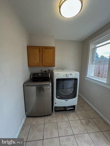 1512 S BROAD, Trenton, NJ 08610