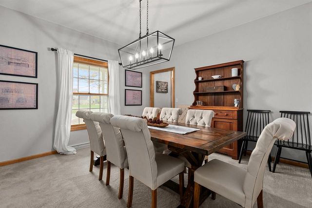 4144 N FOXGLOVE LANE, Appleton, WI 54913