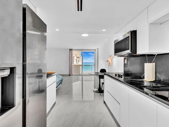 401 Ocean Dr 1007, Miami Beach, FL 33139