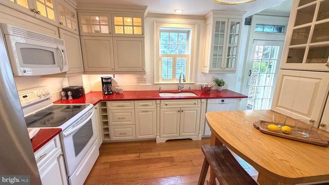 127 CHARLES ST, Annapolis, MD 21401