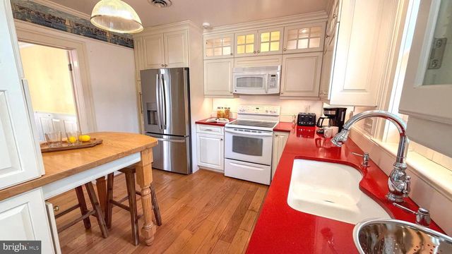 127 CHARLES ST, Annapolis, MD 21401