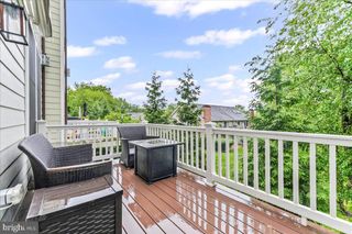 4 PARKVIEW CIR, Wayne, PA 19087