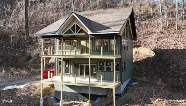 613 Sunset Lane, Gatlinburg, TN 37738