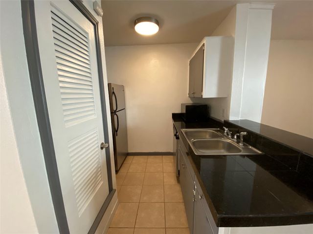 4306 Avenue A 113, Austin, TX 78751