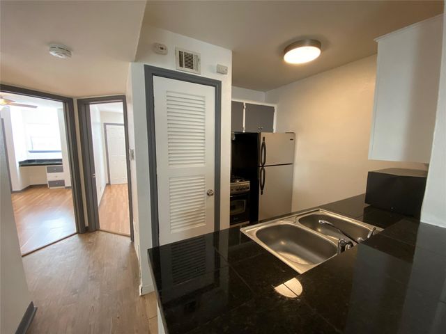 4306 Avenue A 113, Austin, TX 78751