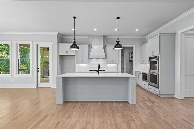 112 Dallas Mark Drive, Canton, GA 30115