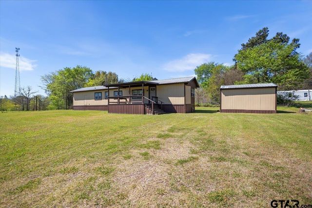 2375 Clinton Dr., Chandler, TX 75758