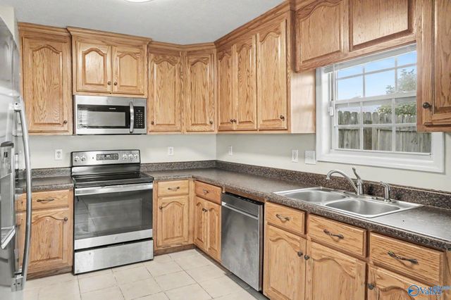 20448 Johnson Road, Athens, AL 35613