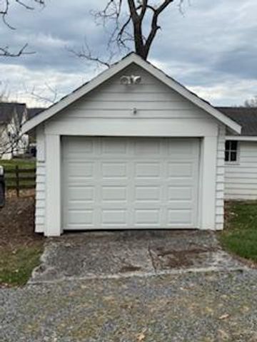536 E RESERVOIR RD, Woodstock, VA 22664