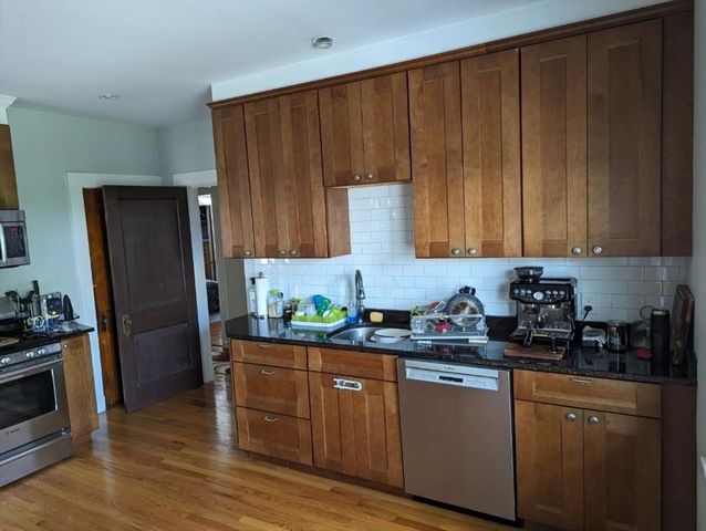 67 Moraine 1, Boston, MA 02130