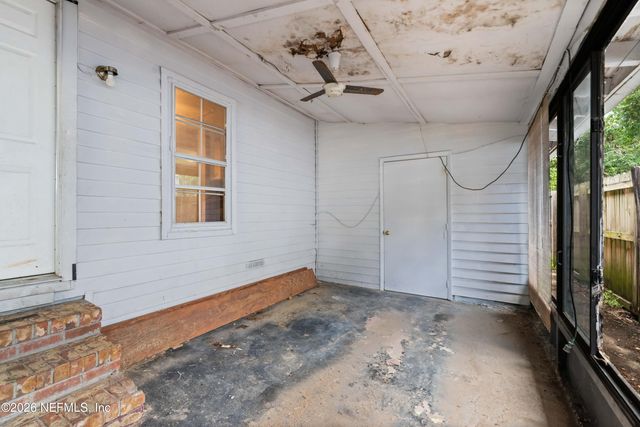 7756 CLUB DUCLAY Drive, Jacksonville, FL 32244