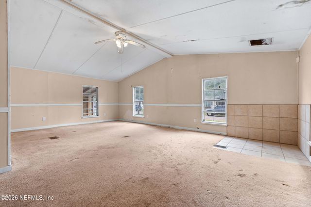 7756 CLUB DUCLAY Drive, Jacksonville, FL 32244