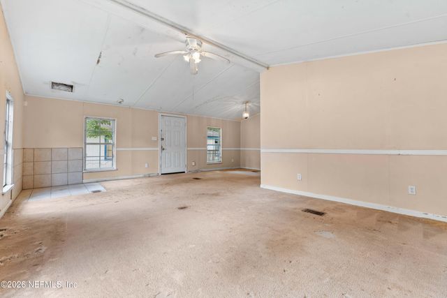 7756 CLUB DUCLAY Drive, Jacksonville, FL 32244