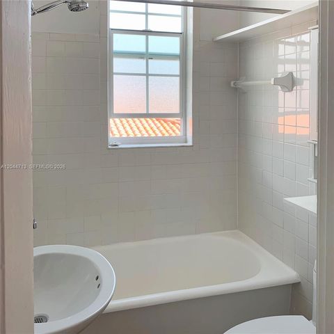 4349 Sheridan Avenue 8, Miami Beach, FL 33140