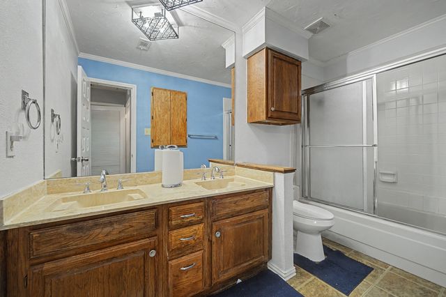 1201 Harwell Drive 222, Arlington, TX 76011