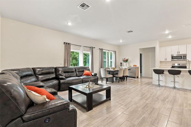 1523 ZINNIA DRIVE, Deltona, FL 32725