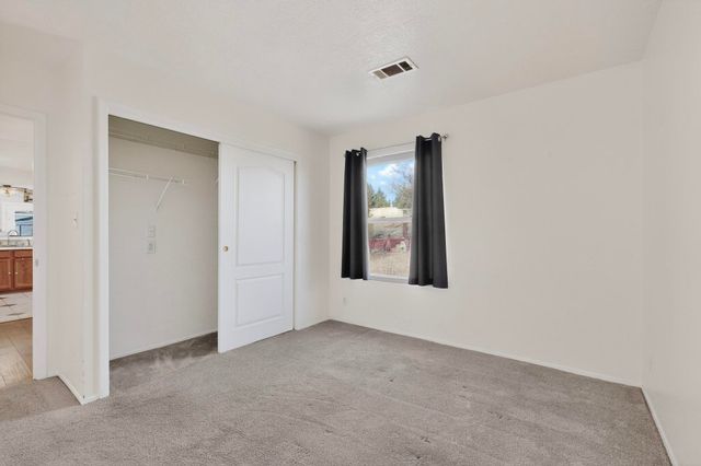 1745 Savannah Drive NE, Rio Rancho, NM 87144