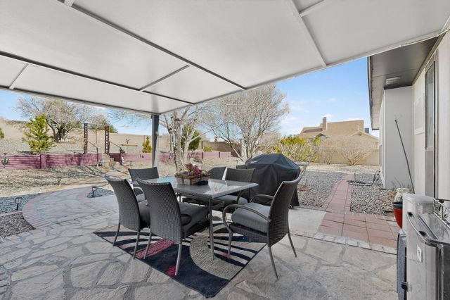 1745 Savannah Drive NE, Rio Rancho, NM 87144