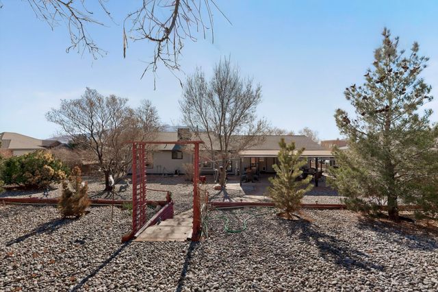 1745 Savannah Drive NE, Rio Rancho, NM 87144