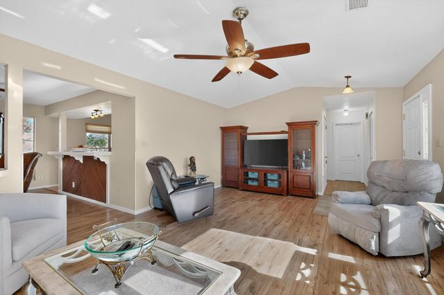 1745 Savannah Drive NE, Rio Rancho, NM 87144