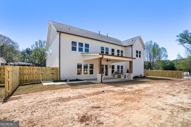 932 Cooper Road, Grayson, GA 30017