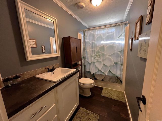 1920 Redbud Road, Redfield, AR 72132