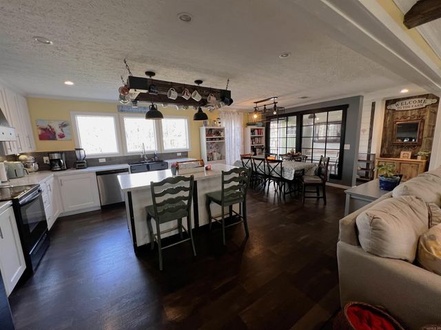 1920 Redbud Road, Redfield, AR 72132