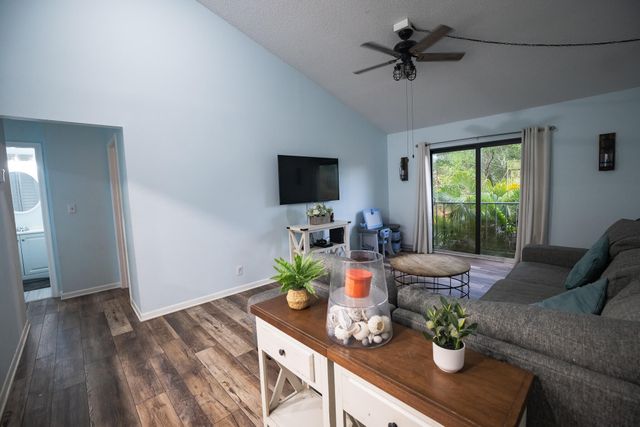 50 SE 12TH Street 2330, Boca Raton, FL 33432