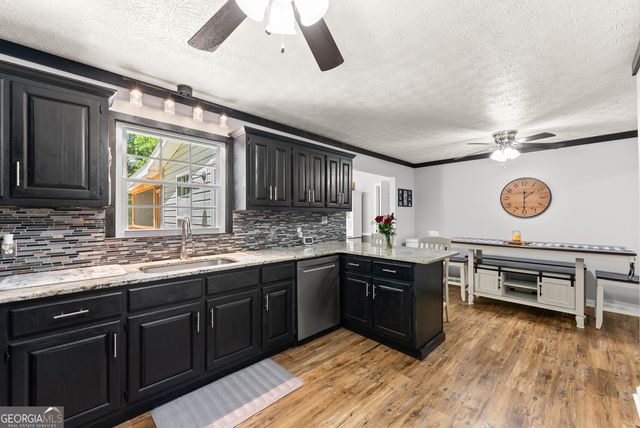 1405 Tapp Wood Road, Hoschton, GA 30548