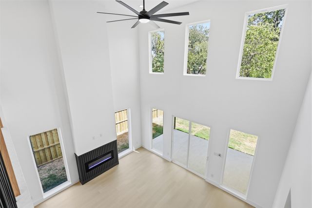 1414 Doyle Avenue, Dallas, TX 75203