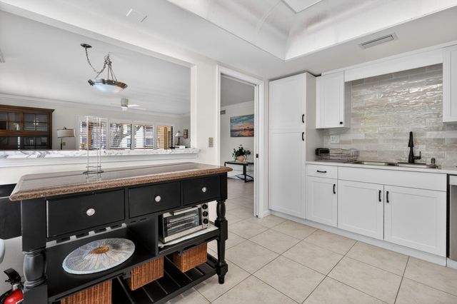 479 Brackenwood Lane N, Palm Beach Gardens, FL 33418