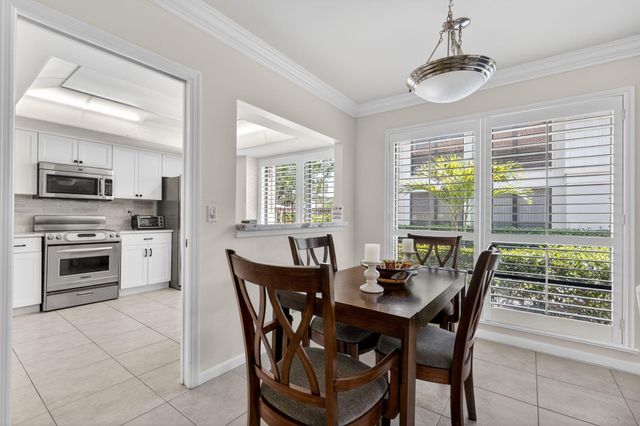 479 Brackenwood Lane N, Palm Beach Gardens, FL 33418