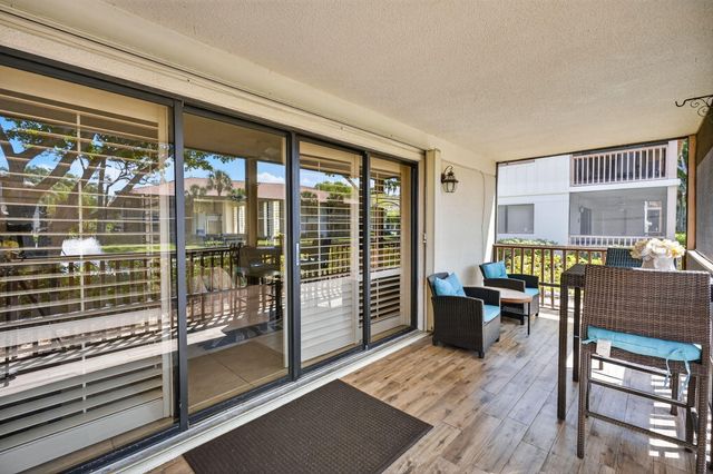 479 Brackenwood Lane N, Palm Beach Gardens, FL 33418