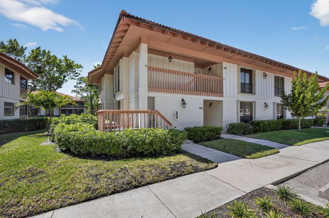 479 Brackenwood Lane N, Palm Beach Gardens, FL 33418